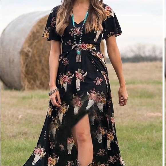 Dresses & Skirts - Western style plus size maxi dress